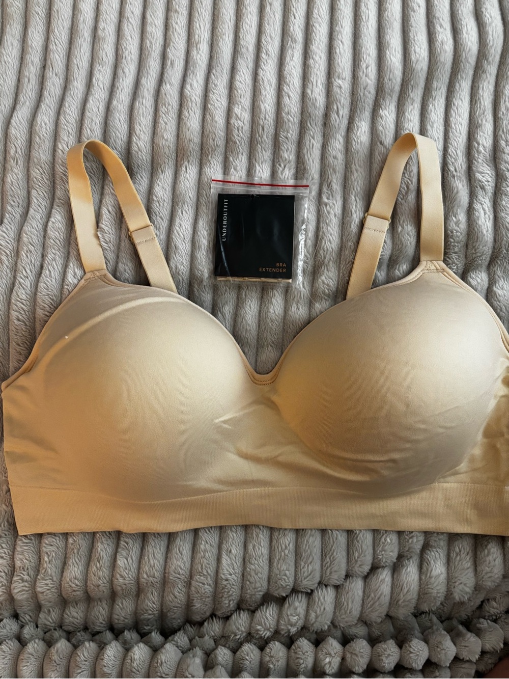 Everyday Seamless Nude T-Shirt Bra with Removable Pads
